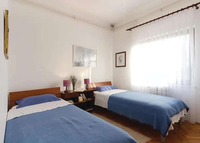 Lejlighed 2 Bedroom Lovely In