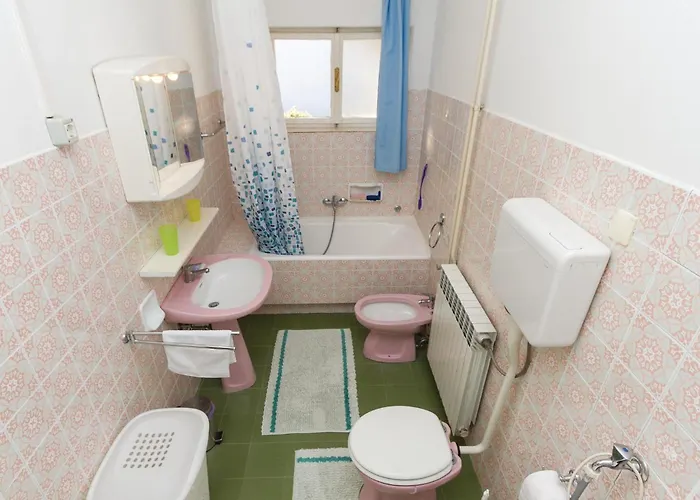 2 Bedroom Lovely In Lejlighed